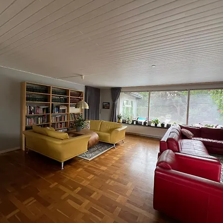 With Private Pool And Jacuzzi * Ringsted
