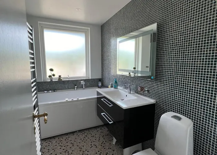 With Private Pool And Jacuzzi Villa *