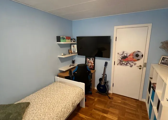 With Private Pool And Jacuzzi Willa Ringsted