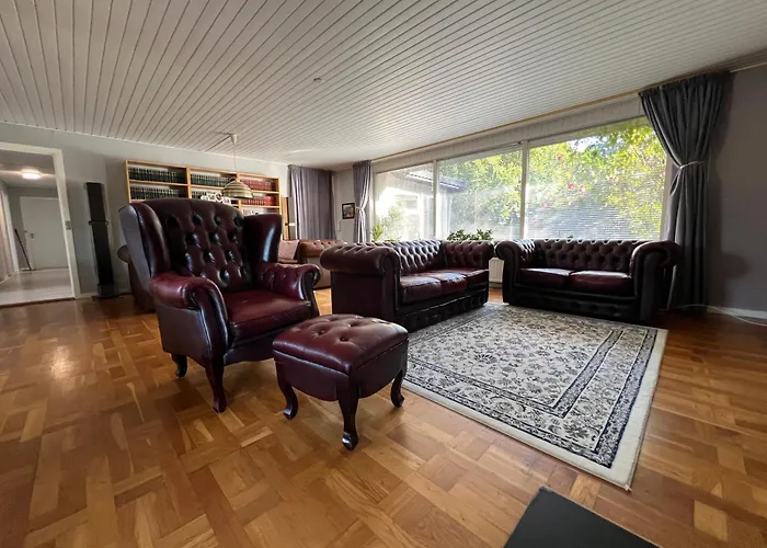 Villa With Private Pool And Jacuzzi Ringsted